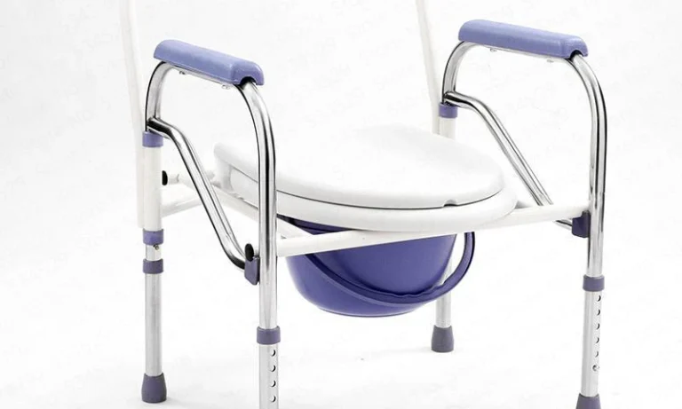 Bedside Commode Chair Medical Shower Chair Bath Seat Heavy-duty Steel Commode Toilet Chair, Adjustable Height Fold Portable
